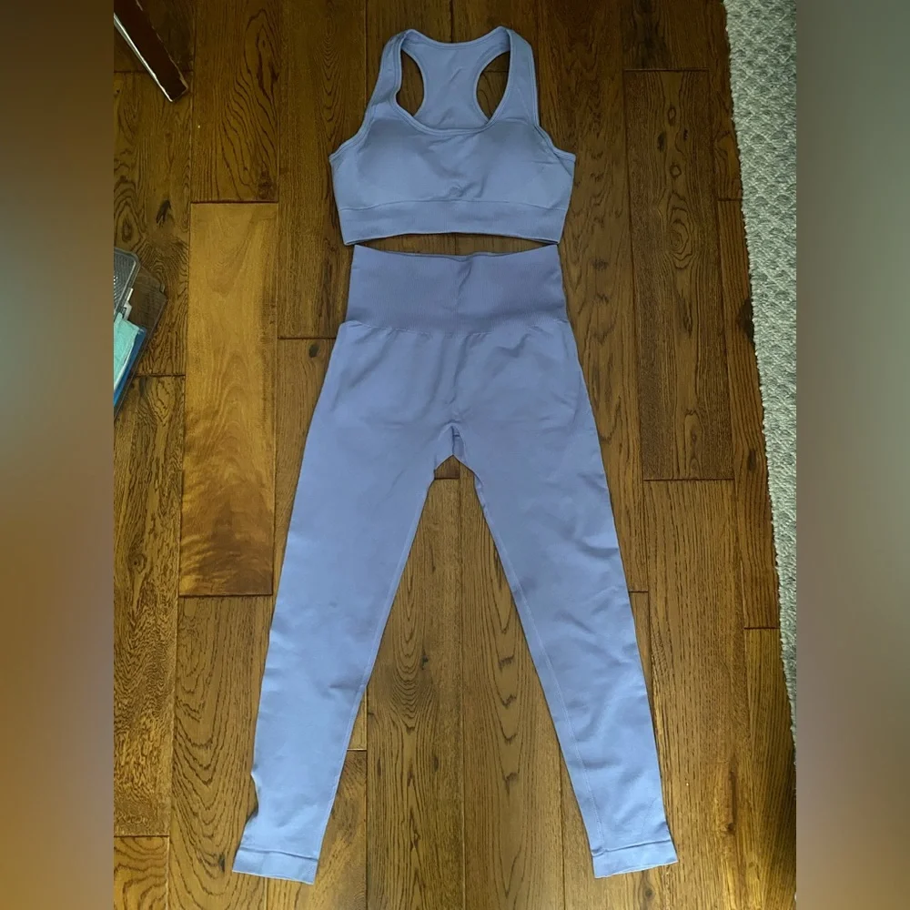 Workout Set - Picture 1 of 2